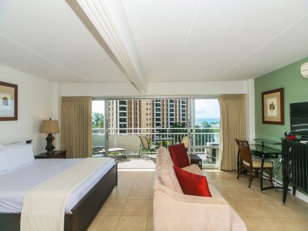 Honolulu Diamond Head Kahala Condo 1054771