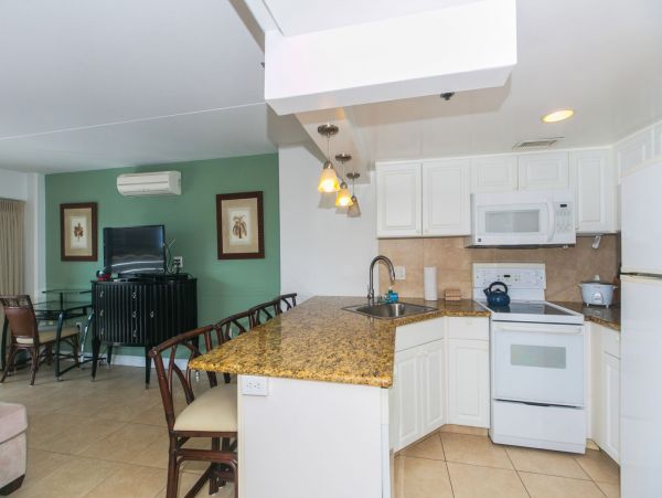 Honolulu Diamond Head Kahala Condo 1054771