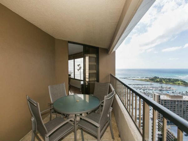 Honolulu Diamond Head Kahala Condo 1054773