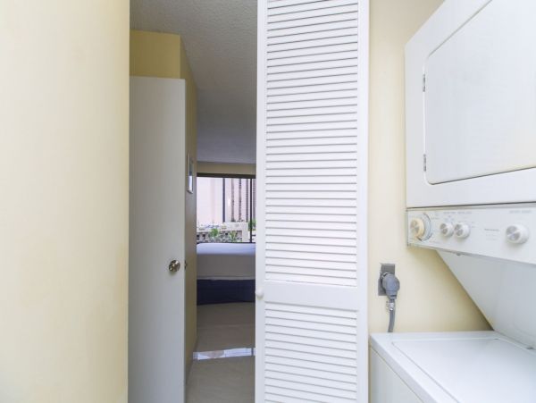 Honolulu Diamond Head Kahala Condo 1054783