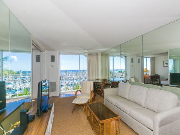 Honolulu Diamond Head Kahala Condo 1054792