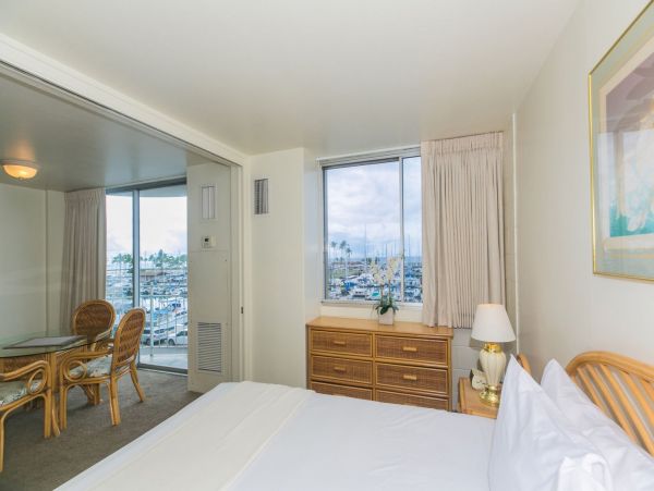 Honolulu Diamond Head Kahala Condo 1054795