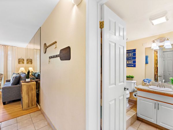 Partial Ocean Views from this Lovely Vacation Condo