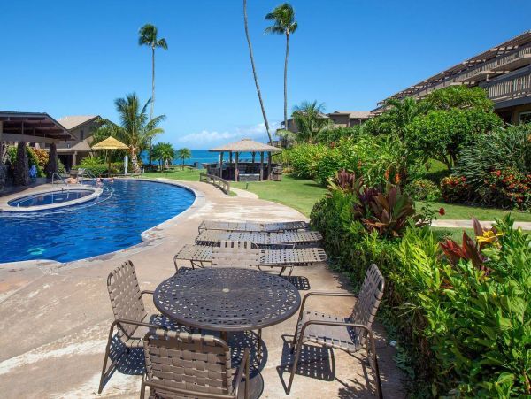 Maui Oceanfront Vacation Rental - Kahana Beachfront Condo with Views