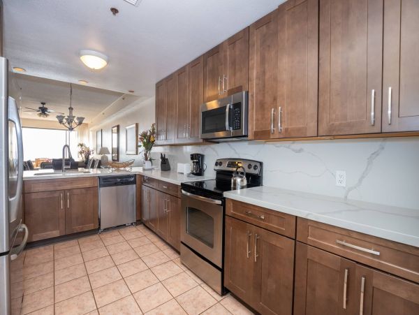 Kahana Oceanfront 3-Bedroom Condo with Stunning Views & Resort Amenities