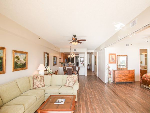 Kahana Oceanfront 3-Bedroom Condo with Stunning Views & Resort Amenities