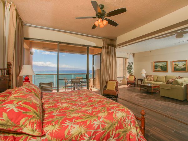 Kahana Oceanfront 3-Bedroom Condo with Stunning Views & Resort Amenities