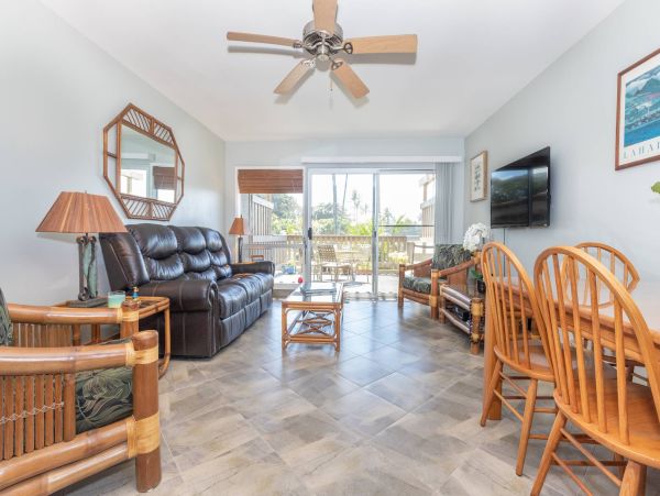 Maui Oceanfront Vacation Rental - Kahana Beachfront Condo with Views