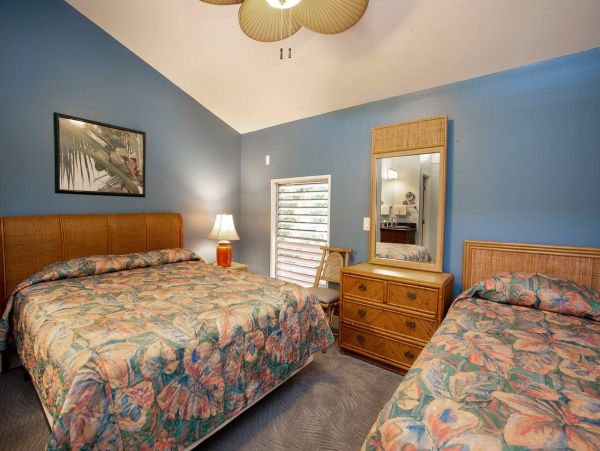 Kahana Maui Vacation Rental Oceanfront 2-Bedroom Condo Near Kapalua