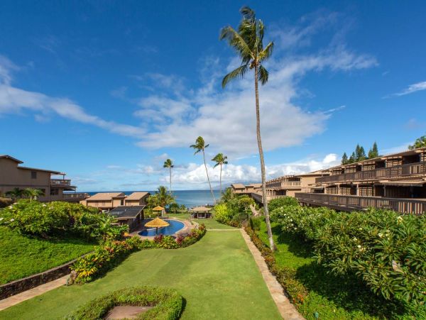 Kahana Maui Vacation Rental Oceanfront 2-Bedroom Condo Near Kapalua