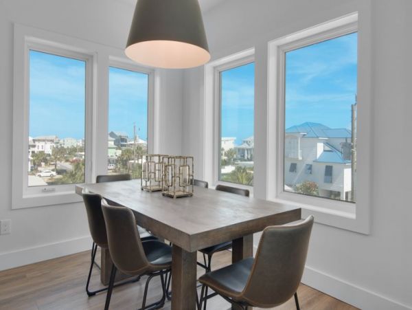 New Arrival Five Bedroom Vacation Rental Pensacola Beach