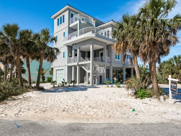 Five Bedroom Vacation Rental Pensacola Beach