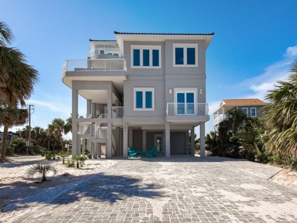 New Arrival Five Bedroom Vacation Rental Pensacola Beach
