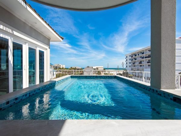 New Arrival Five Bedroom Vacation Rental Pensacola Beach