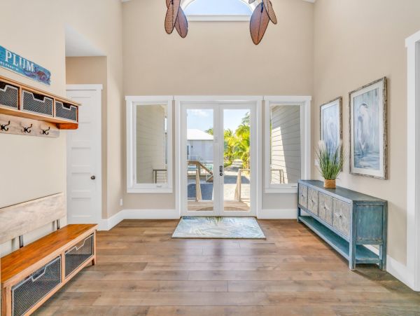 Marathon Beach Oceanfront Vacation Rental | Luxury 6-Bedroom Estate with Dock Beachfront