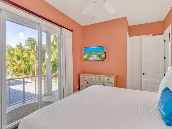 Marathon Beach Oceanfront Vacation Rental | Luxury 6-Bedroom Estate with Dock Beachfront