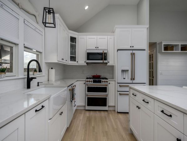 Hyannis Vacation Home Three Bedroom + Loft