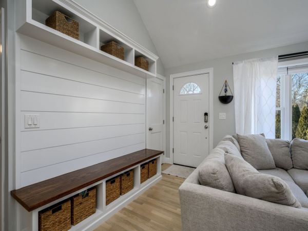 Hyannis Vacation Home Three Bedroom + Loft