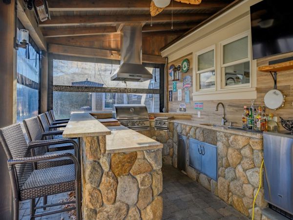 Hyannis Vacation Home Three Bedroom + Loft