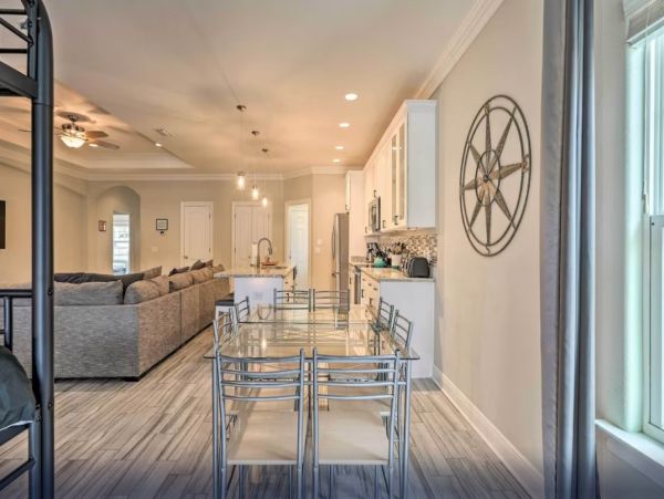 Panama City Vacation Home Three bedroom Walk to Beach