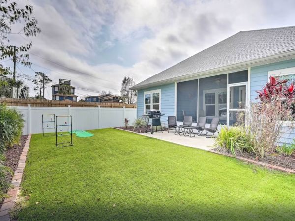 Panama City Vacation Home Three bedroom Walk to Beach
