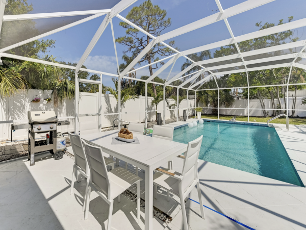 A Truly Lovely Sarasota Vacation Pool Home