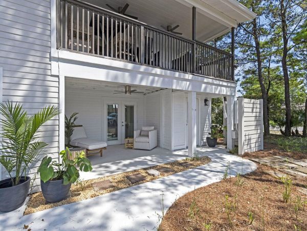 Luxury Vacation Beach Home in Santa Rosa Beach Sleeps 13