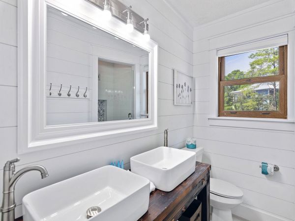 Luxury Vacation Beach Home in Santa Rosa Beach Sleeps 13