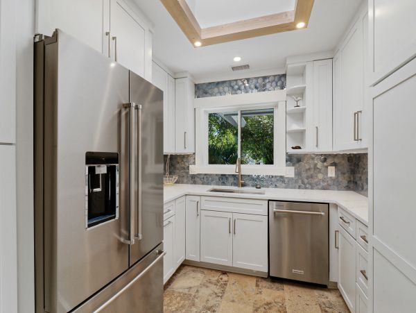 Hilton Head Four Bedroom Vacation Home with Pool Sleeps 10
