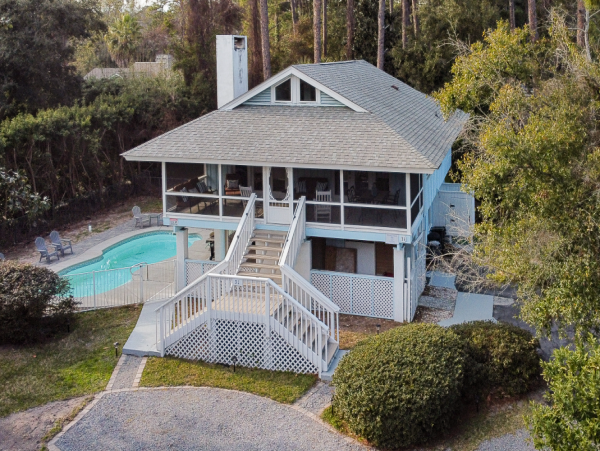 Spacious 4 Bedroom Vacation Rental in Hilton Head Sleeps 10
