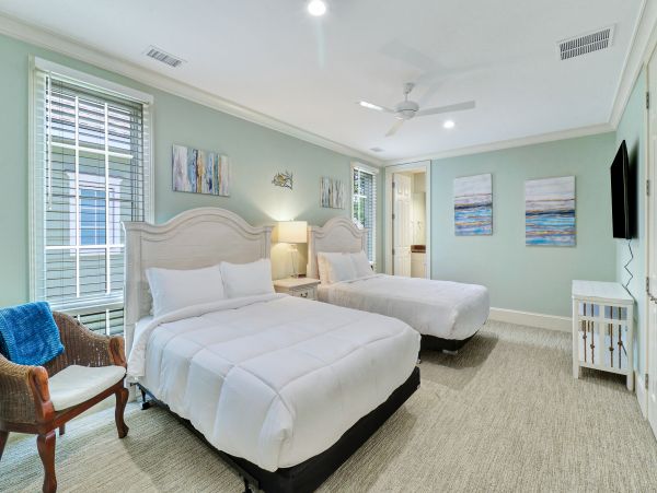 Hilton Head Eight Bedroom Beachfront Vacation Rental Home