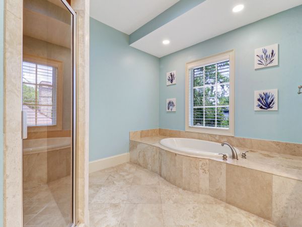 Hilton Head Eight Bedroom Beachfront Vacation Rental Home
