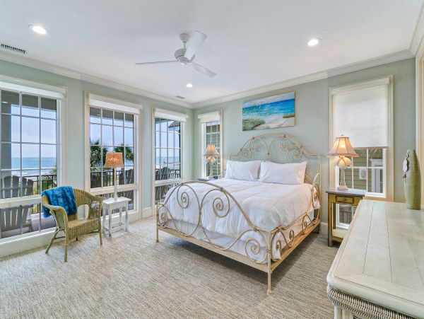 Hilton Head Eight Bedroom Beachfront Vacation Rental Home