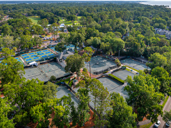 Hilton Head Oceanfront Villa with Pool & Hot Tub