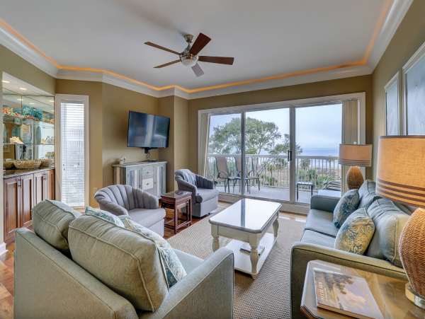 Hilton Head Oceanfront Villa with Pool & Hot Tub