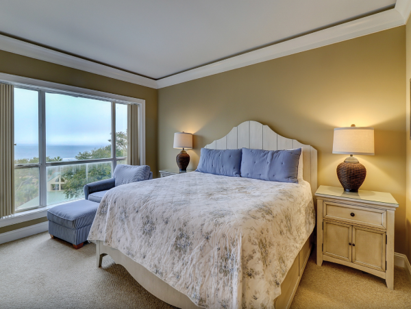 Hilton Head Oceanfront Villa with Pool & Hot Tub