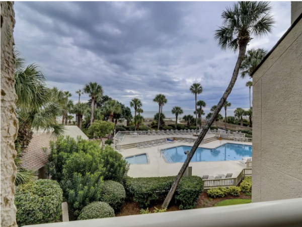Three Bedroom Three Bathroom End Unit Ocean Views & Pool