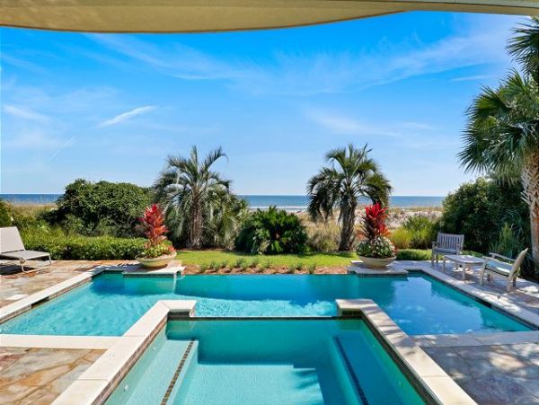 Luxury Vacation Pool Home in Hilton Head Six Bedroom