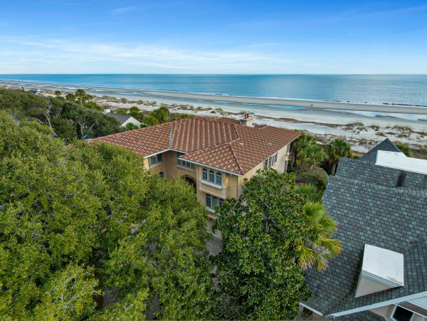 Luxury Vacation Pool Home in Hilton Head Six Bedroom