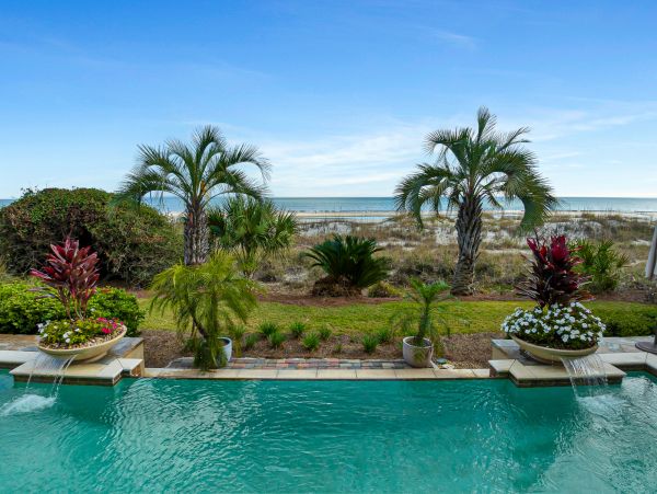 Luxury Vacation Pool Home in Hilton Head Six Bedroom