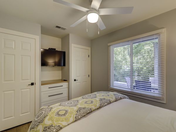 Perfect Three Bedroom Vacation Home with Private Pool in Hilton Head