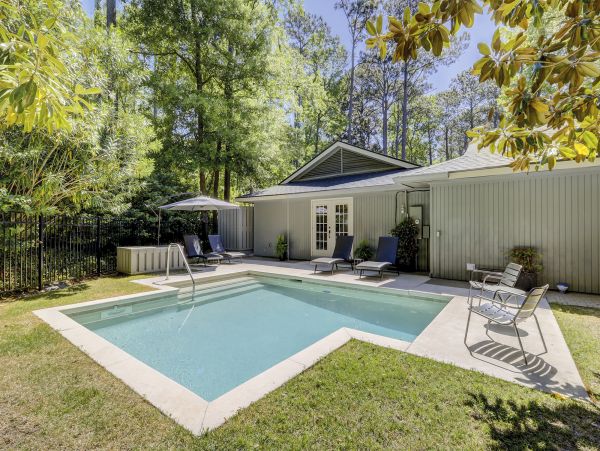 Perfect Three Bedroom Vacation Home with Private Pool in Hilton Head