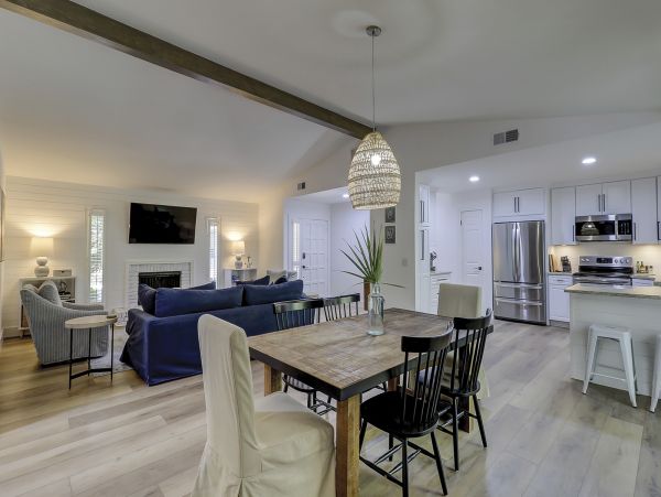 Perfect Three Bedroom Vacation Home with Private Pool in Hilton Head
