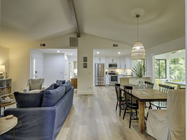Perfect Three Bedroom Vacation Home with Private Pool in Hilton Head