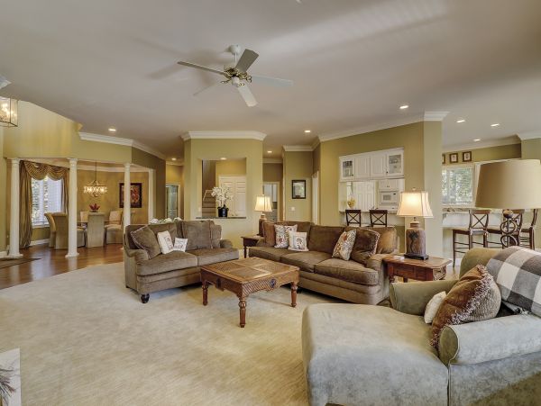 Hilton Head Lovely 6 Bedroom Home with Private Pool
