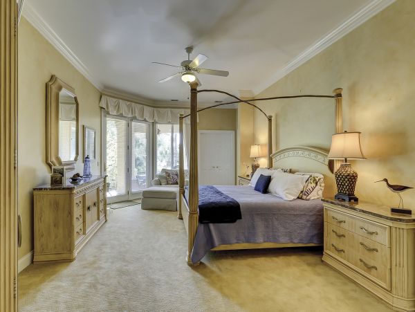 Hilton Head Lovely 6 Bedroom Home with Private Pool