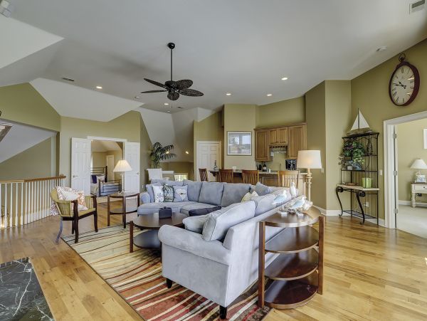 Hilton Head Lovely 6 Bedroom Home with Private Pool