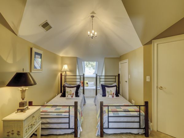 Hilton Head Lovely 6 Bedroom Home with Private Pool