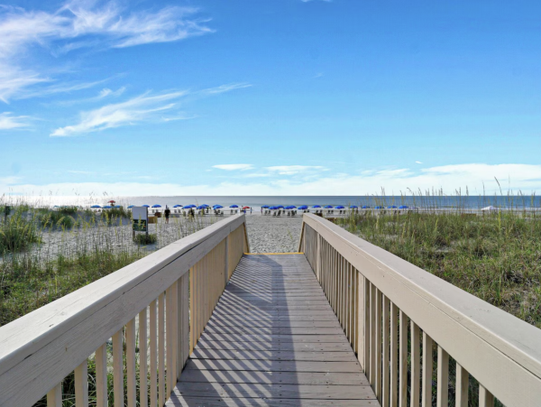 Hilton Head Luxury Vacation Rental 6-Bed Beach House with Pool & Spa