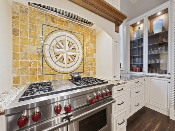 Hilton Head Luxury Vacation Rental 6-Bed Beach House with Pool & Spa